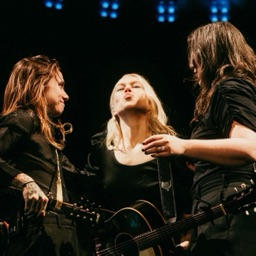 Discovery icon for Phoebe Bridgers Discord server
